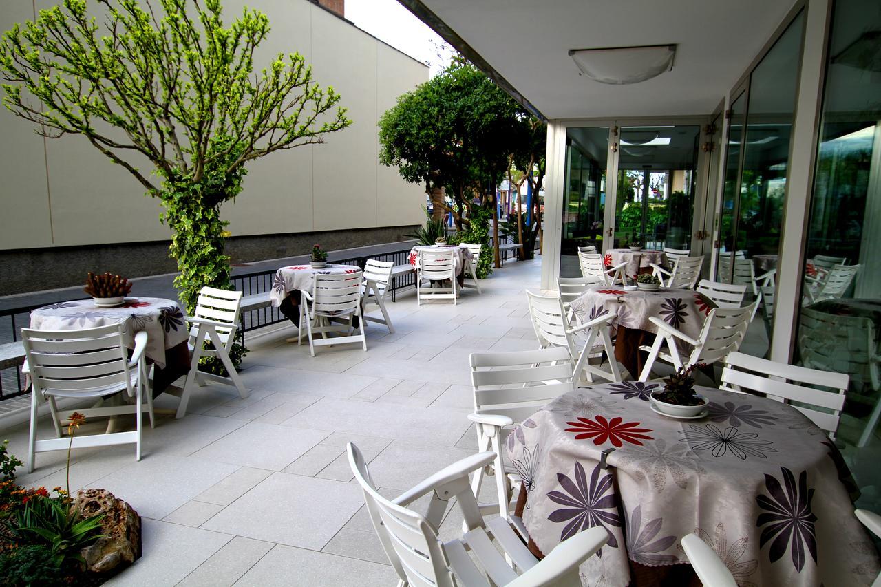 Hotel Capri Bellaria-Igea Marina Exterior photo